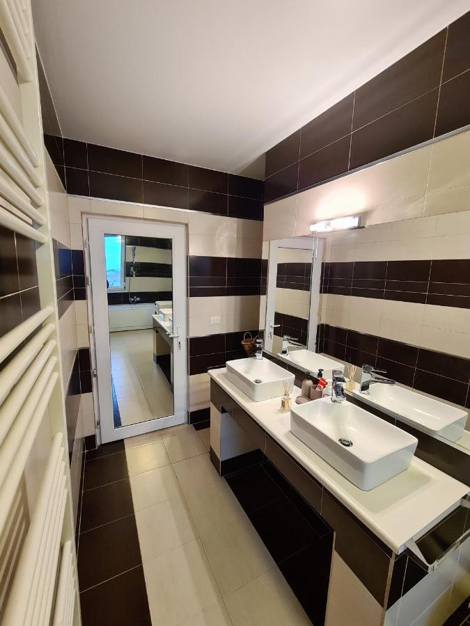 Cozy Apartment Арад Екстер'єр фото